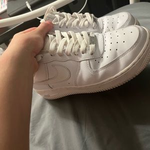 Lightly worn Air forces